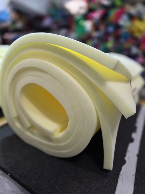 GOMA ESPUMA 3 CM X 16 KG PLACA