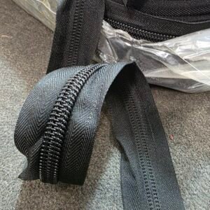 CIERRE N° 10 X METRO